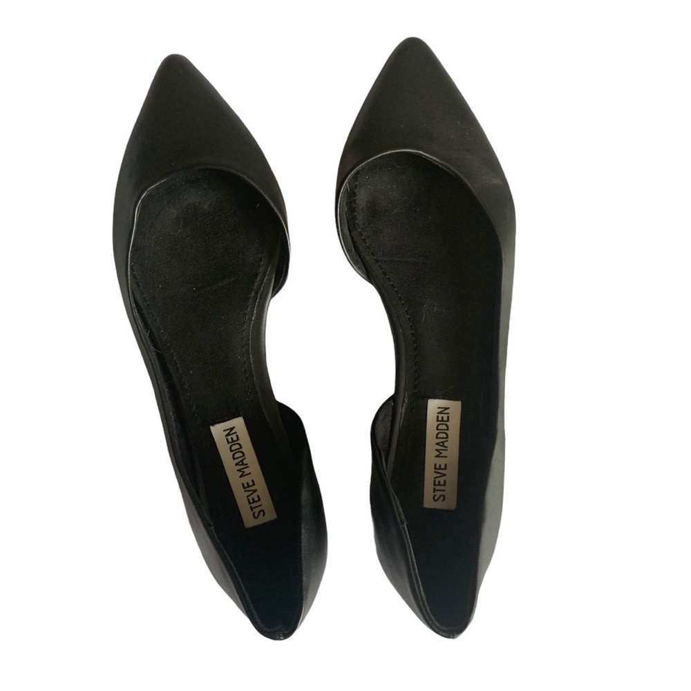 Steve Madden black flats size 7.5